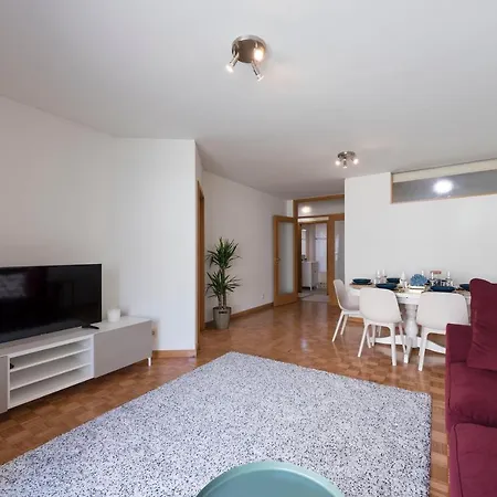 Apartment Rua De Camoes Porto